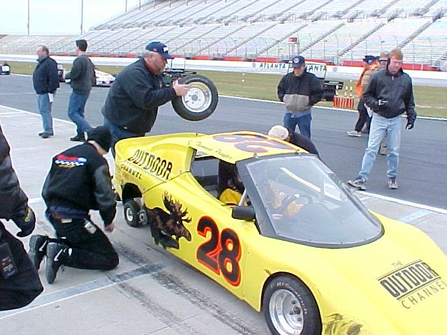 pitcrew2atlanta1-13-02.jpg (77136 bytes)